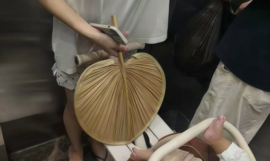 RT : 出门遛娃也不穿个奶罩