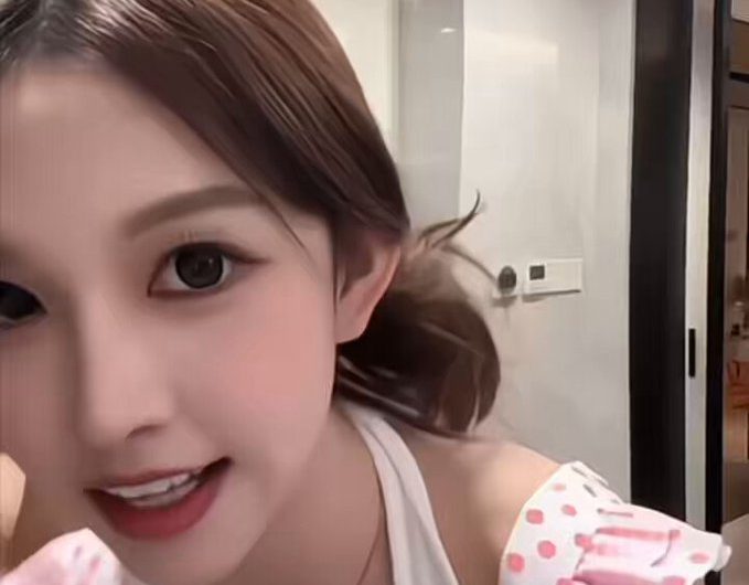 Video Tweet