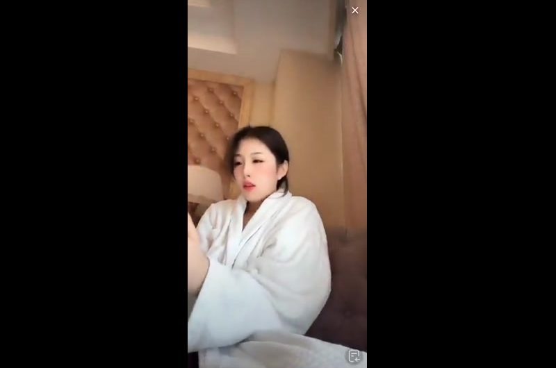精神小妹，还真粉。