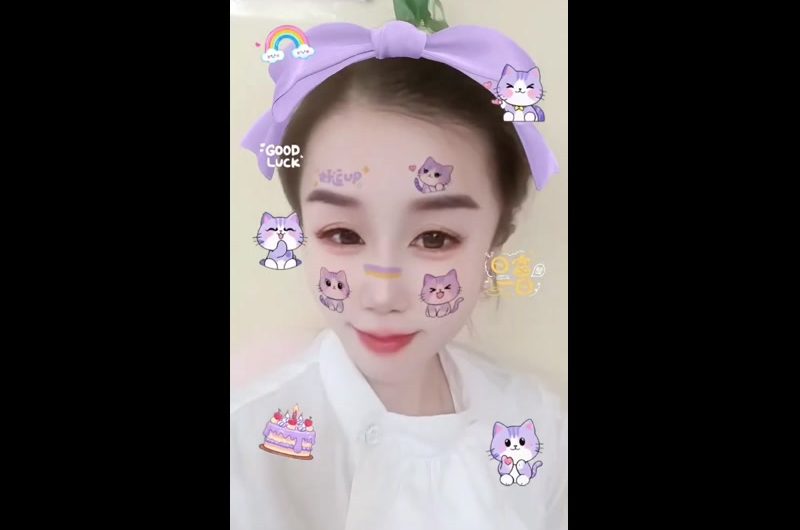 给大家推荐一个在城阳开美容小店的良家小姐姐，美容项目为主，也有男生spa项目，自己多加引导可以给按鸡巴，也可以摸逼摸奶子，本人及多名推友真实体验，那种欲拒还迎的…