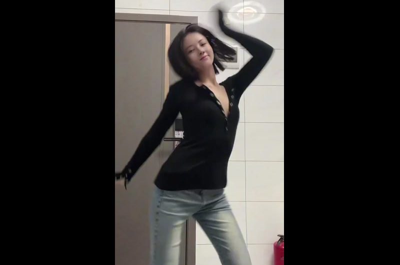RT : 还在的没有丢，因为粉丝支持的少了，自然是没那么菩萨了，你能也不舍得帮我转发转发点点赞，对吧