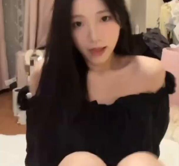 Video Tweet