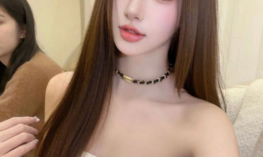 •(04年) 183cm🈚️水份 •高级脸 D杯真🐻超模冠军 •洋气 气质谈吐俱佳 双商在线 •10年舞蹈功底 留洋艺术系小姐姐 •低素质勿扰.顶级超模S身材…