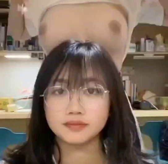 以身入局帮舍友涨粉 太仁义了