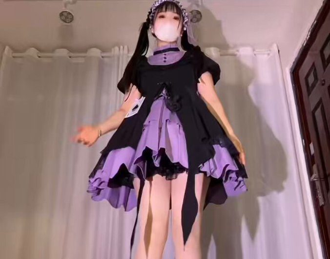 今日分享💦 白虎顶级舞姬御姐【婉婉】裸舞界中又一“猛将”，舞蹈专业的妹子裙底风光无限