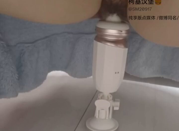 RT : 过年千万不要觉得家里没人就可以爽爆了 我在表弟开门的一秒里想了我的前半生🙏 （不过玩具确实好玩！！） 玩具: