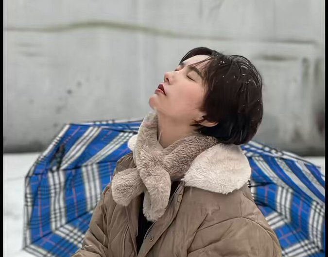 最近很火的“秒见证一张神图的诞生”