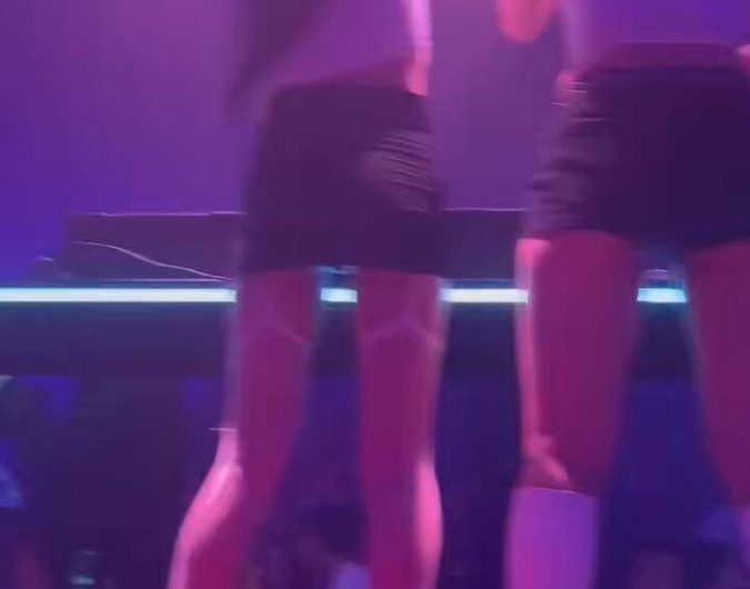 现在的DJ也太会搞气氛了吧