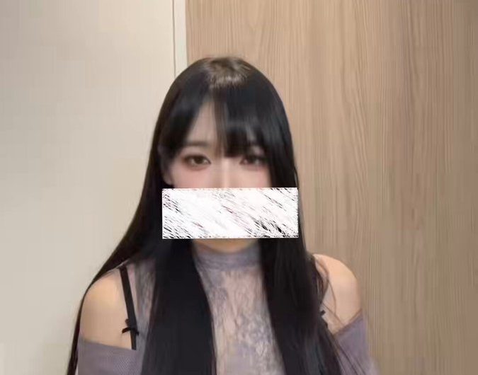 伤心了💔 · · · · · · · · · · · · · · · · 骗你的😆