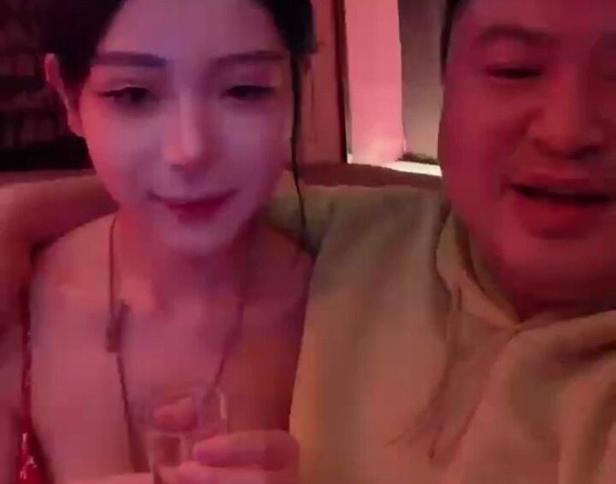 真的很猛ㄟ，知道為啥要去 ， 如雲 火辣裡這樣讓人多 阿，不浪費了。還不快追蹤我。