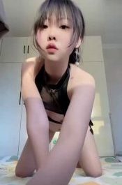 #抖音 #小羊S 抖音【小羊S】可爱清纯萌妹 皮肤粉嫩揉奶露逼