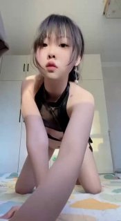 #抖音 #小羊S 抖音【小羊S】可爱清纯萌妹 皮肤粉嫩揉奶露逼
