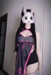 #抖音 #奶糖不吃泡芙 抖音【奶糖不吃泡芙】巨乳无罩半裸 发骚勾引诱惑骚舞