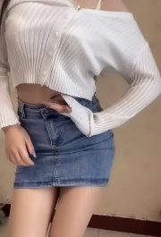 #快手 #春华 快手【春华】极品美女 全裸 自慰
