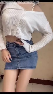 #快手 #春华 快手【春华】极品美女 全裸 自慰