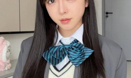 #缘樱澪 B站【缘樱澪】情趣内衣一字马 道具自慰